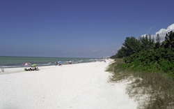 Naples white sand beach on the Gulf of Mexico
